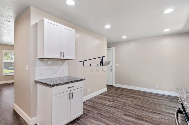 Building Photo - Updated 3 Bedroom Home in Ogden Utah!