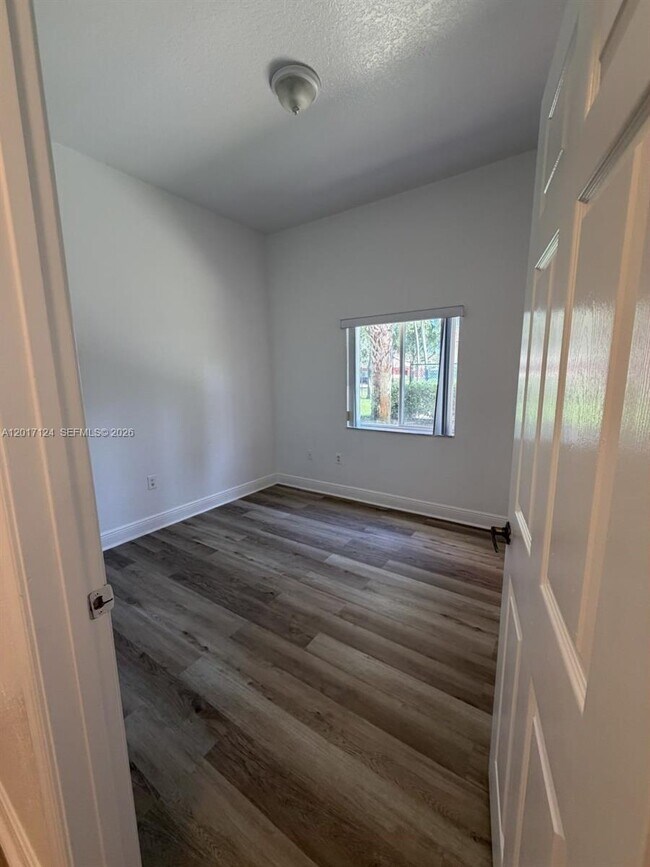 Building Photo - 3335 Palomino Dr