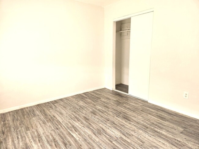 Building Photo - FIRST FLOOR LIVING WITH OPEN KITCHEN, DEN & CARPORT – GCU ACCESS