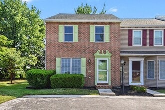 Building Photo - 616 Park Ridge Dr
