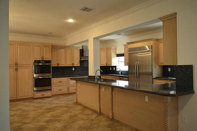 Building Photo - 3701 Starboard Ave