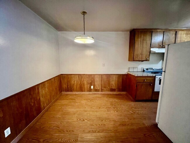 Building Photo - 651 Belladonna Ct