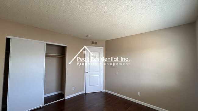 Building Photo - 5555 Keoncrest Cir