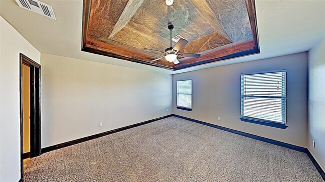 Building Photo - 13604 Gentry Dr