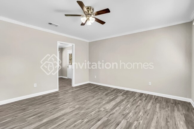 Building Photo - 3054 Cottonwood Dr Se