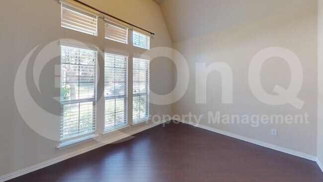 Building Photo - 7483 Hidden Cove Ln