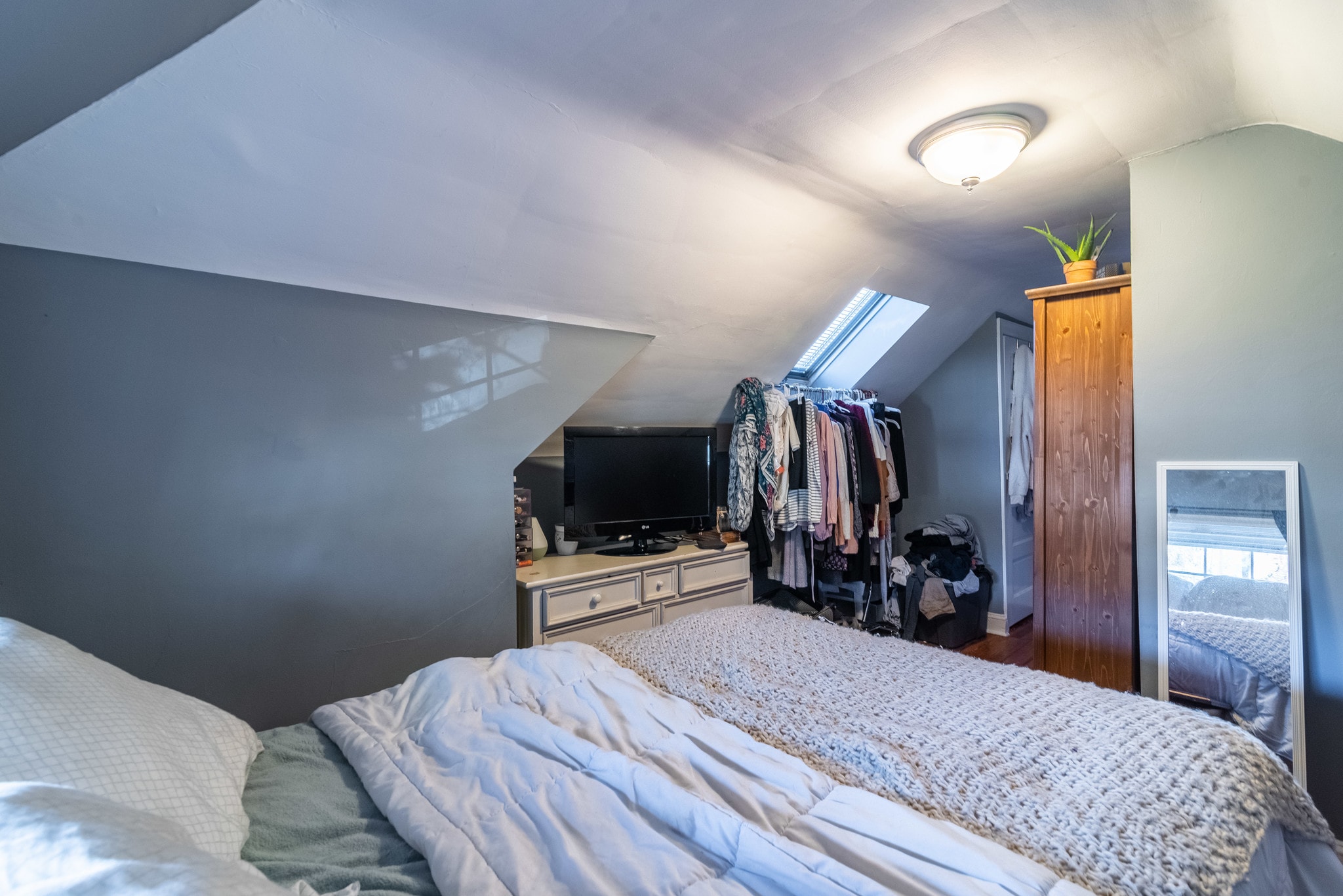 Bedroom - 322 Paxson Ave