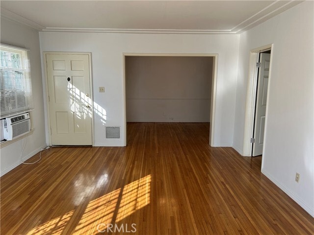 Building Photo - 1363 Masselin Ave