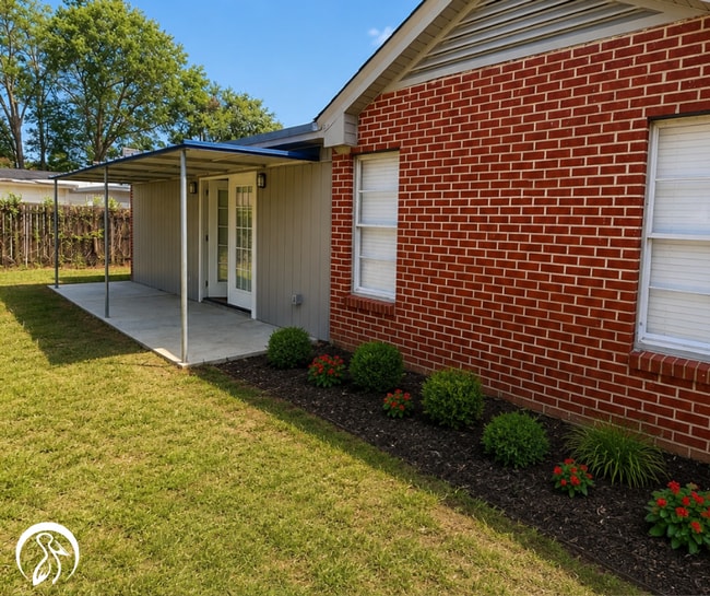 Building Photo - 4011 Whites Ferry Rd