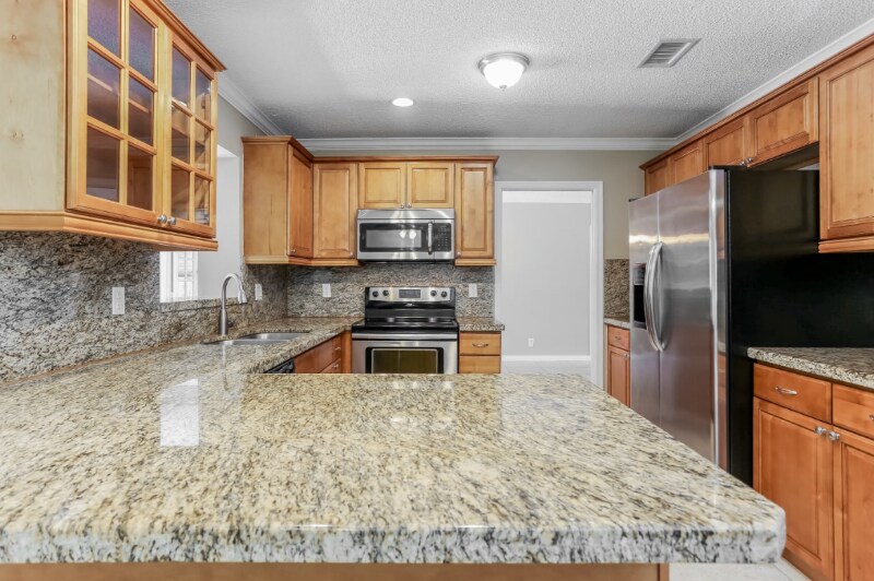 Building Photo - 2447 Apache Ln