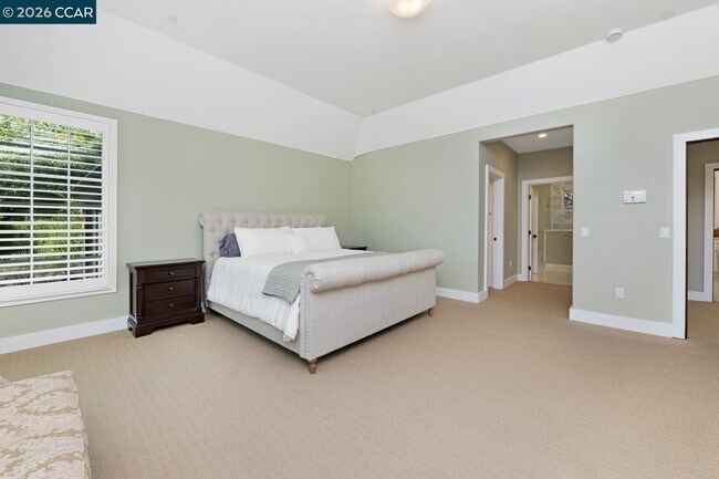 Building Photo - 3898 Happy Valley Rd