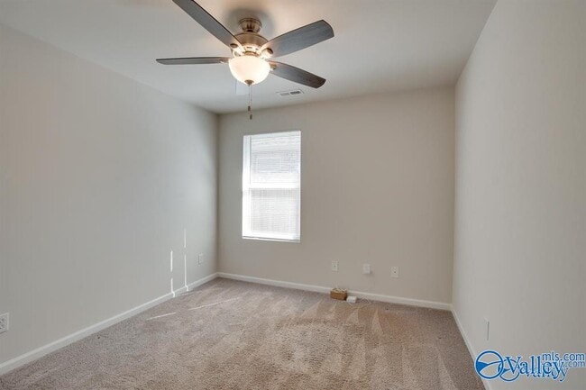 Building Photo - 123 Daymark Dr