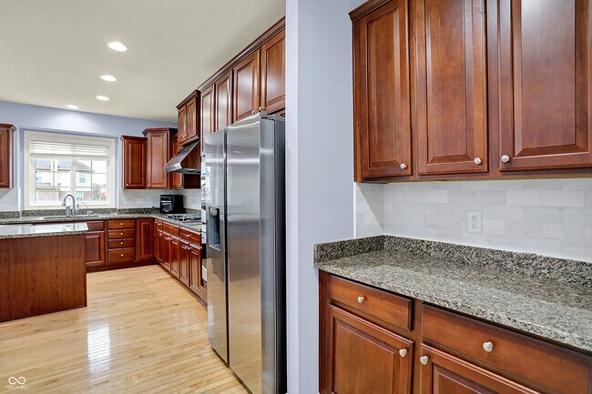 Building Photo - 13720 Akers Dr