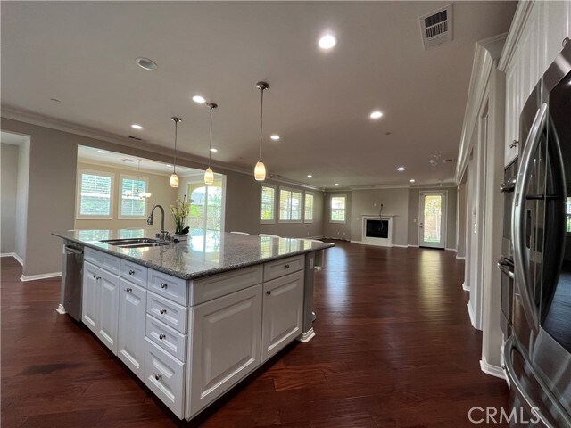 Building Photo - 2884 Bella Ct
