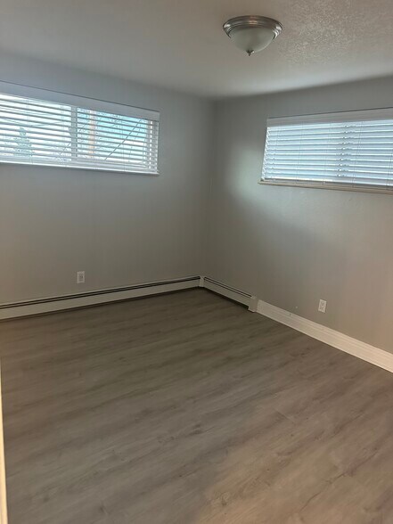 Building Photo - 10541 W 7th Pl