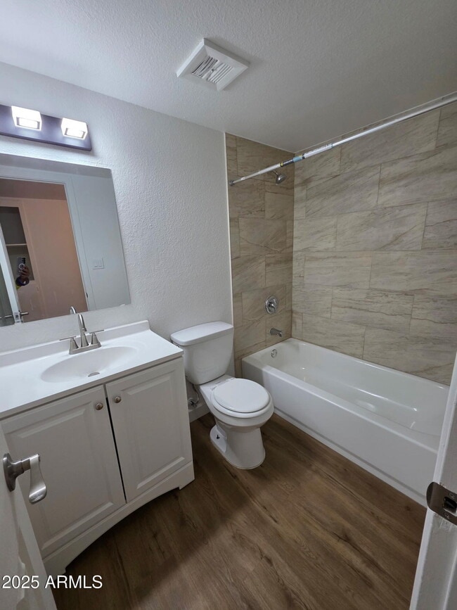 Building Photo - 4023 S 44th Way