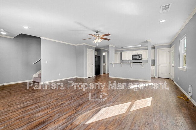 Building Photo - 1256 N Sicily Ln