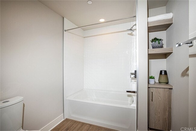 Building Photo - 6030 Seabluff Dr