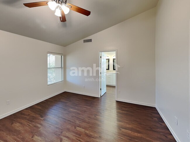 Building Photo - 2508 N 134th Ave
