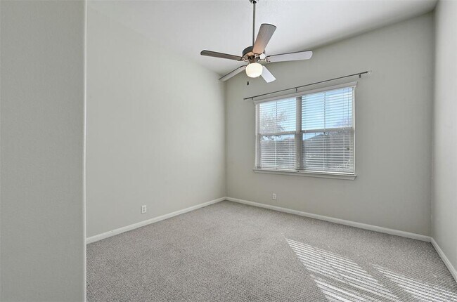 Building Photo - 2412 Allred Dr