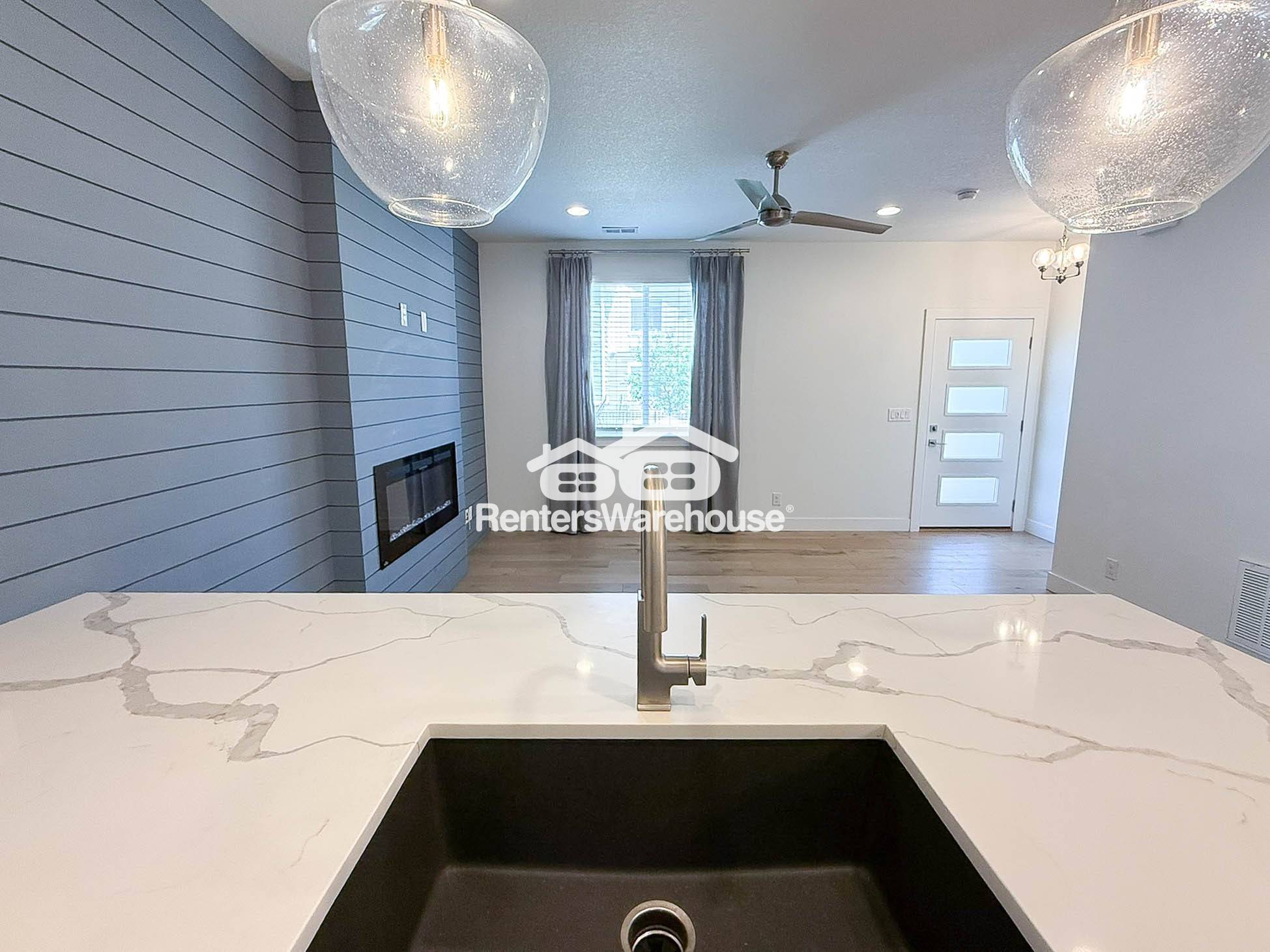 Building Photo - 780 Stonebridge Dr