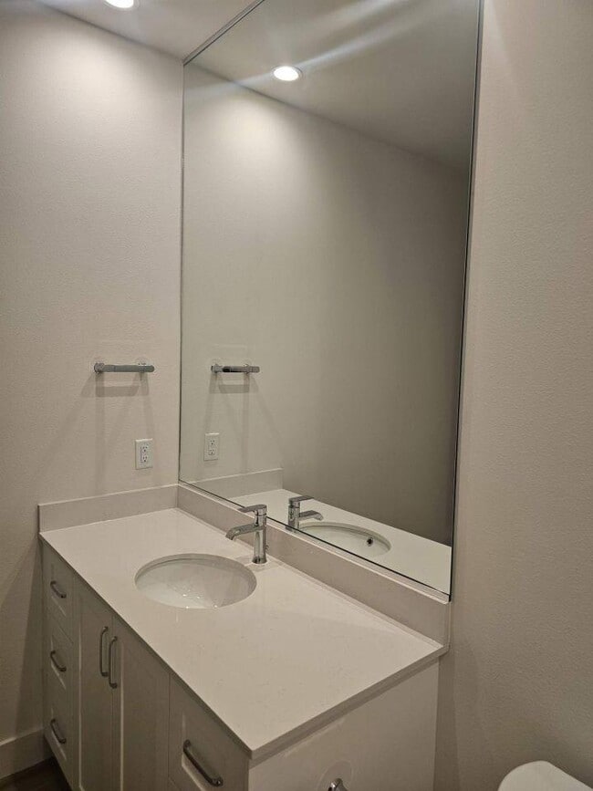Building Photo - 3 bedroom in Billings MT 59106