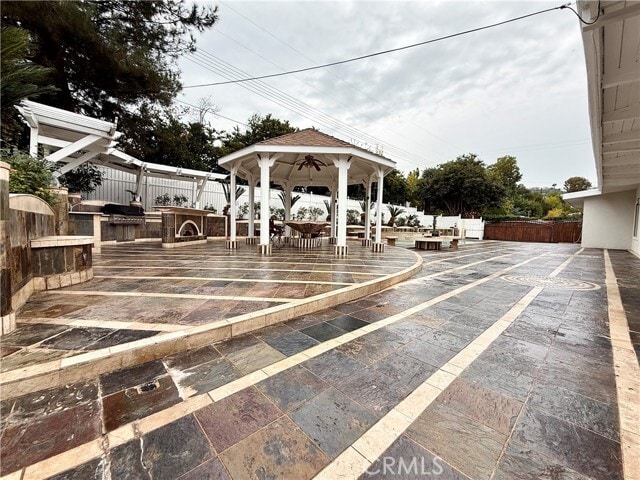 Building Photo - 24204 Calvert St