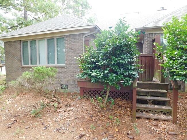 Building Photo - 914 Muirfield Pl