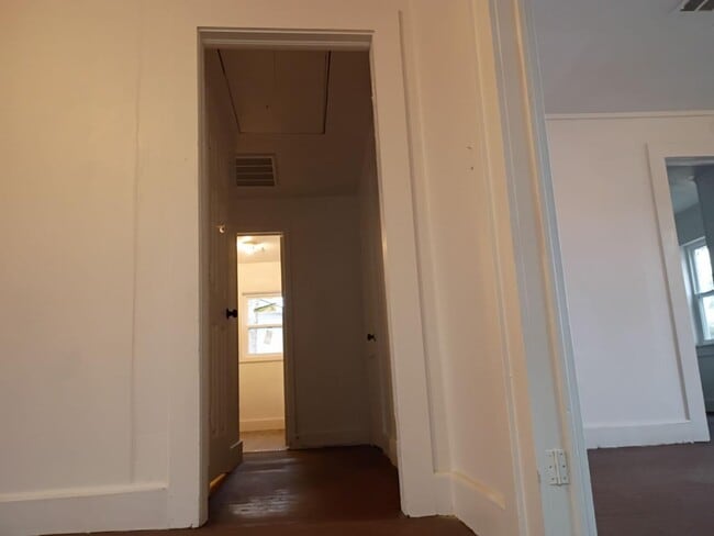 Building Photo - 1042 E Peachtree St