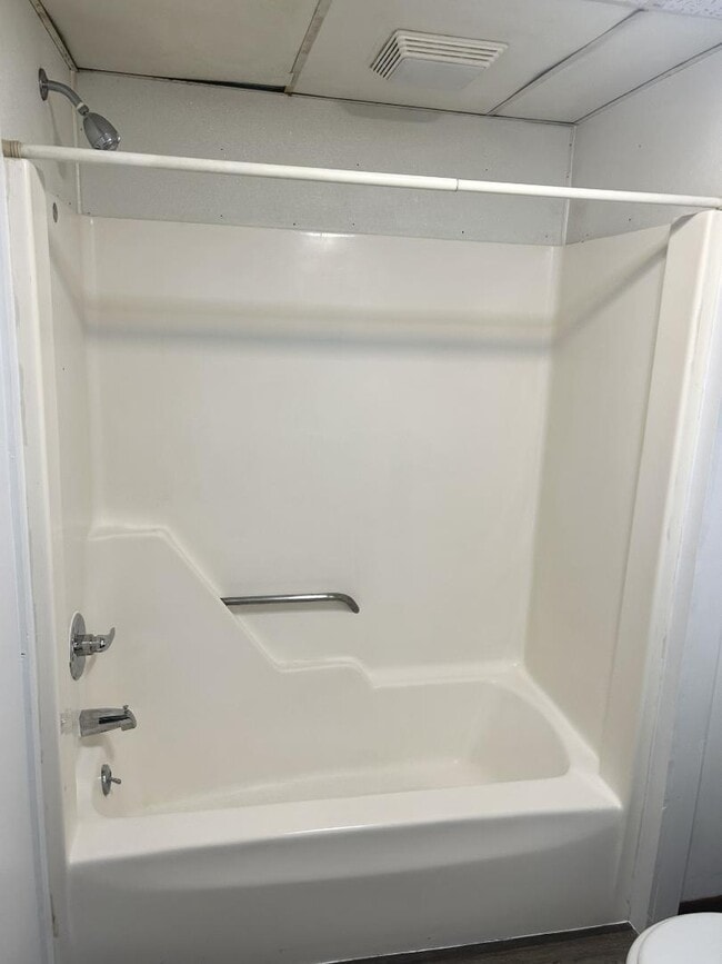 Building Photo - 341 N Lafayette St