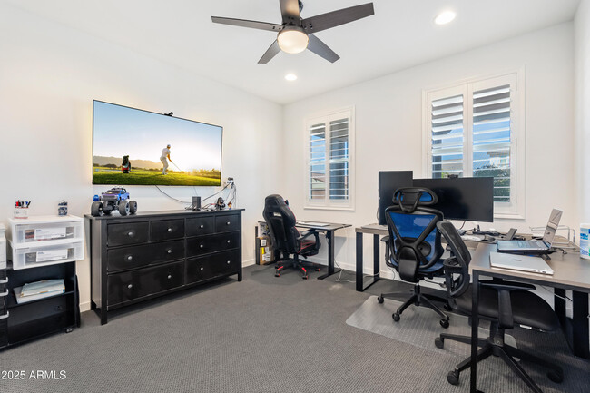 Building Photo - 21357 E Macaw Dr