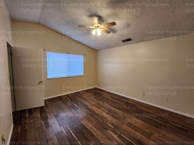 Building Photo - 3 bedrooms /2.5 bath two-story gem boasts ...