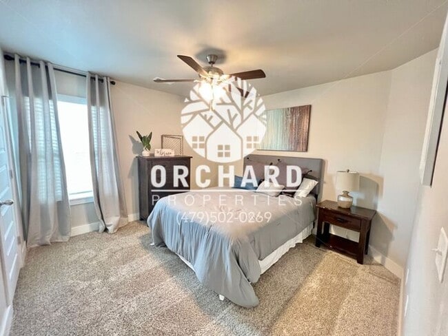 Building Photo - Haven | Duplex in Siloam Springs!