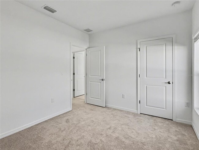 Building Photo - 1931 Rosewood Cir