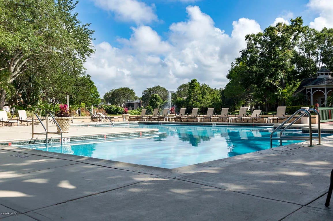 Building Photo - 7667 N Wickham Rd