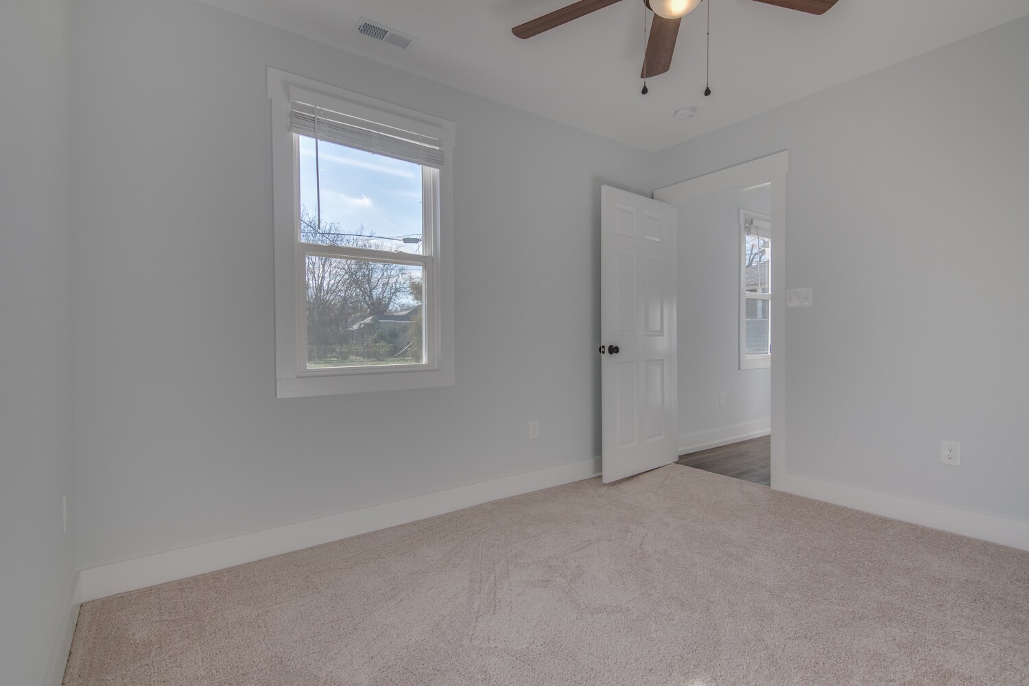 Building Photo - 515 flint st