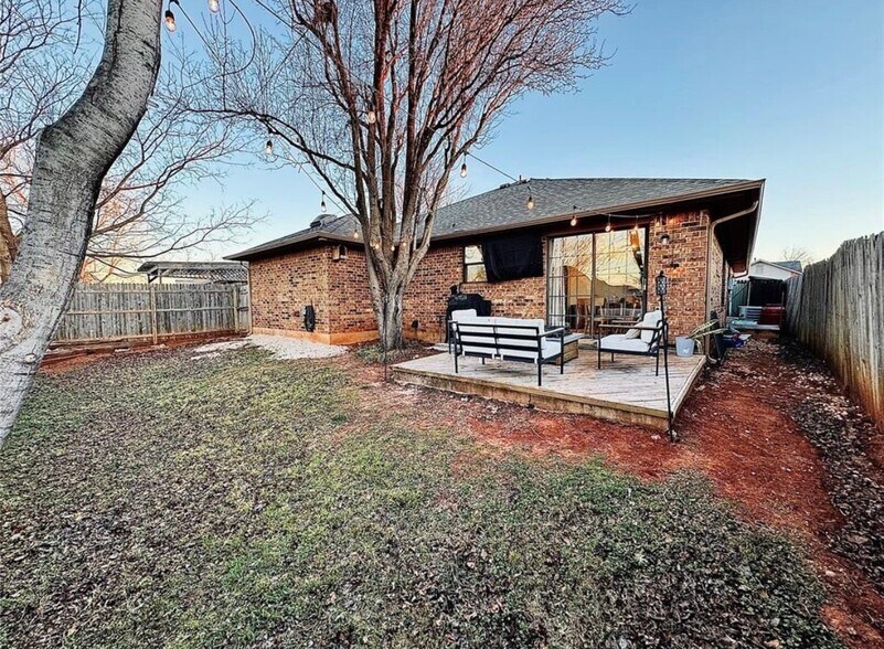 Building Photo - 6709 NW 124th Terrace
