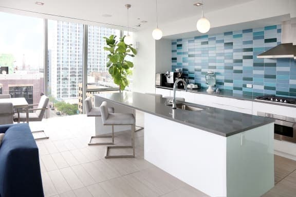 Building Photo - 3900 N Broadway St