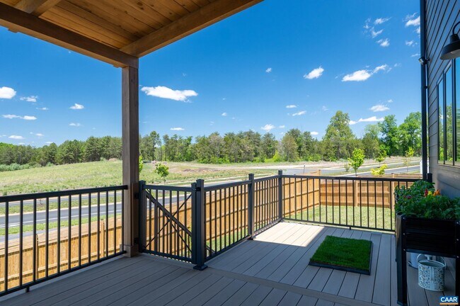 Building Photo - 3706 Thicket Run Pl