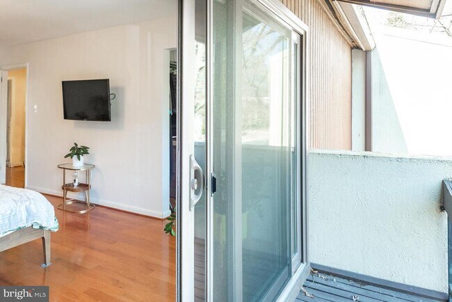 Building Photo - 11621 Newbridge Ct