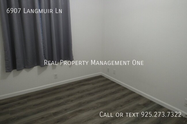 Building Photo - 6907 Langmuir Ln