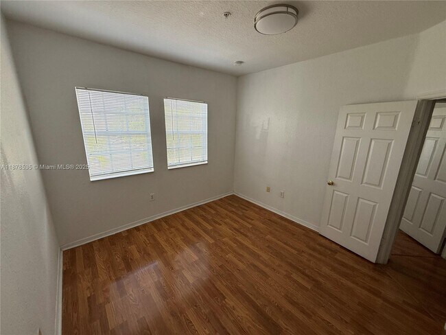 Building Photo - 5620 NW 114th Path