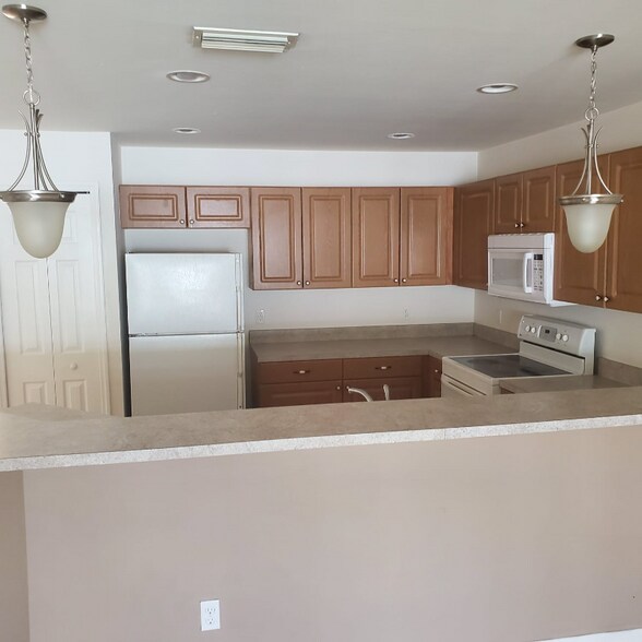 Building Photo - 4522 Douglas Ln