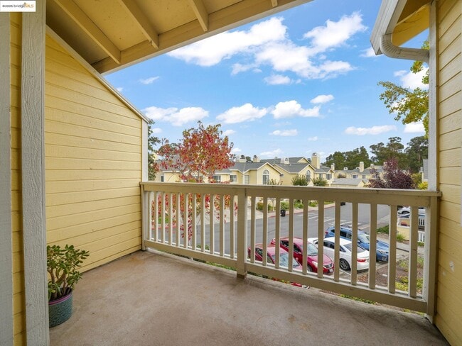 Building Photo - 806 Devonwood