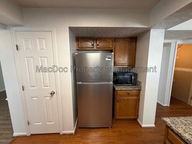 Building Photo - 11304 Springfield Dr