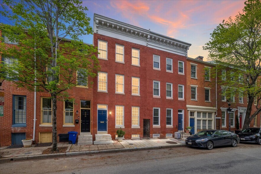 Building Photo - 656 Washington Blvd