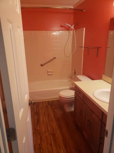 Building Photo - 7345 Winery Ln