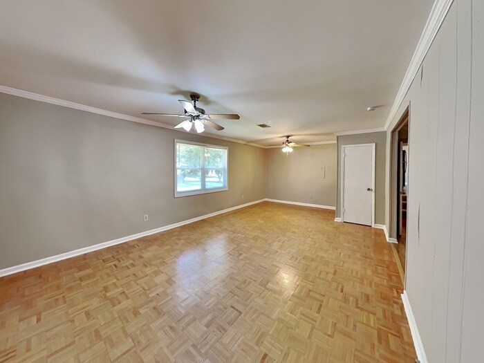Building Photo - 1734 Jajef Ave