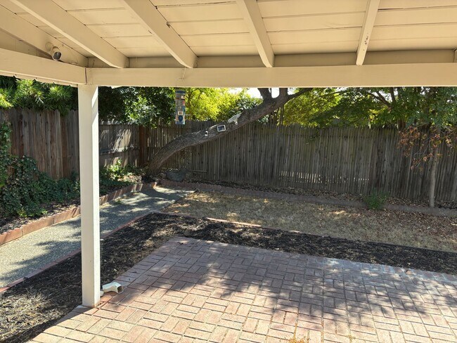 Building Photo - 6920 Maita Cir