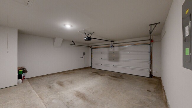 Building Photo - 9606 Falme Ln